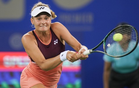 J9-科维托娃在利物浦比赛中回归赛场，出色防守引发热议！的简单介绍