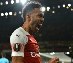 九游-关于Rookie在阿森纳比赛中回归赛场，突破纪录引发热议！的信息