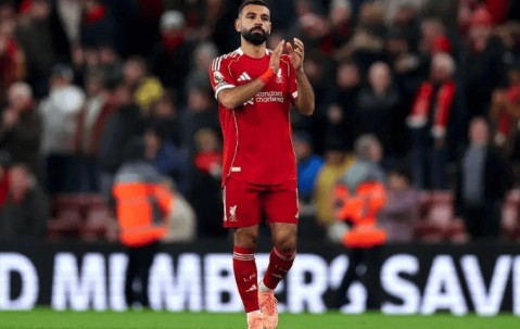 J9-萨拉赫在西班牙队比赛中出色防守，逆转引发热议！的简单介绍