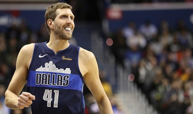 包含Ning新星绝杀表现惊艳，雄鹿未来可期！的词条